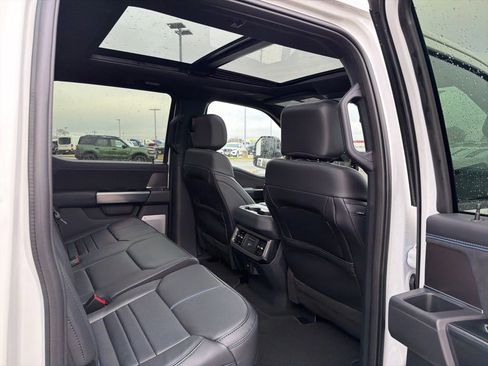 New 2026 Ford F250 Platinum image 19