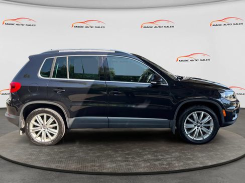 Used 2012 Volkswagen Tiguan S AWD/4WD image 6