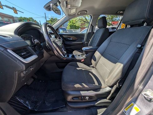Used 2020 GMC Terrain SLE w/ Driver Convenience Package FWD image 15