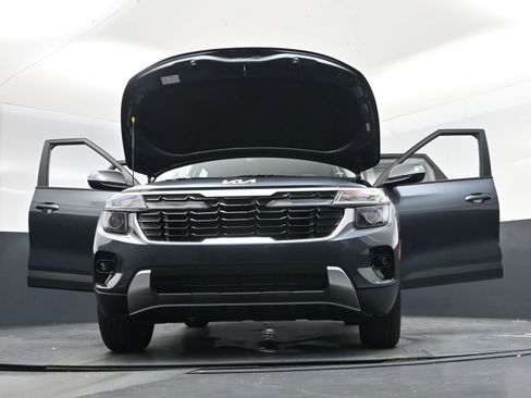 New 2026 Kia Seltos S image 22