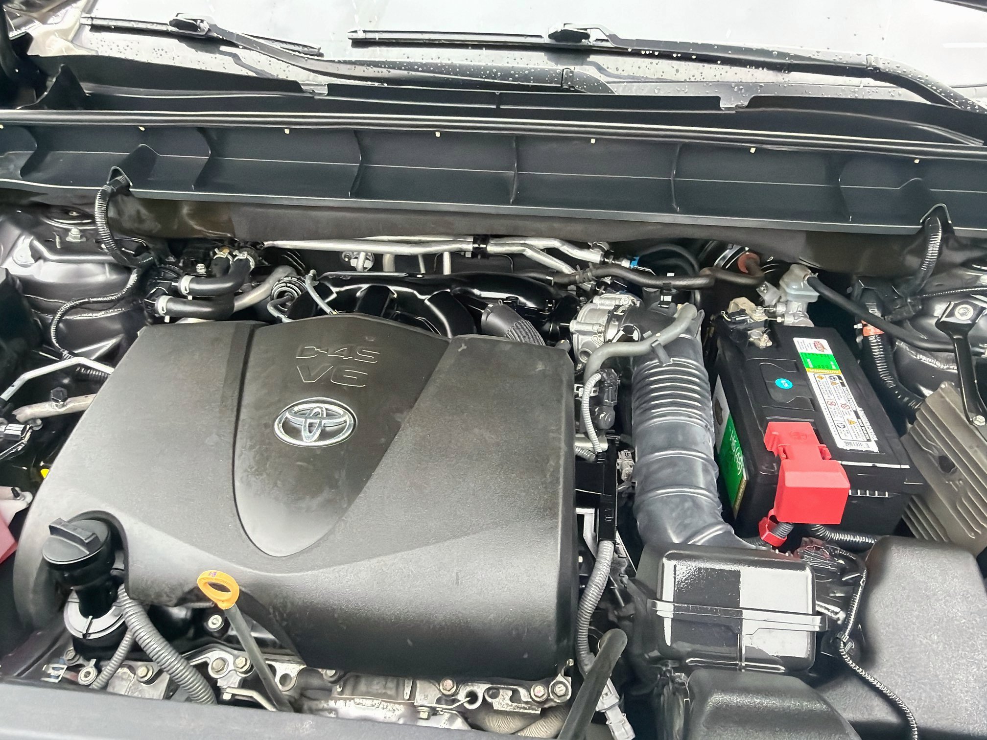 Used 2020 Toyota Highlander L FWD image 35