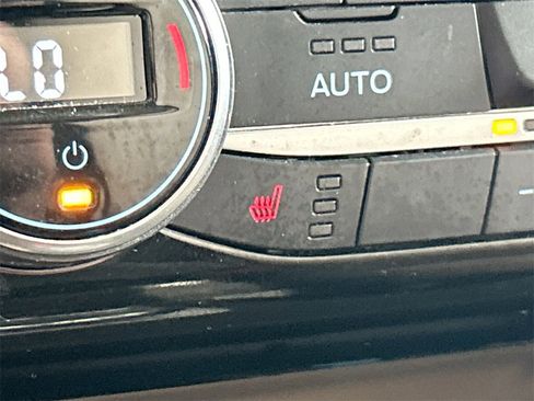 Used 2021 Ford Escape SEL image 27