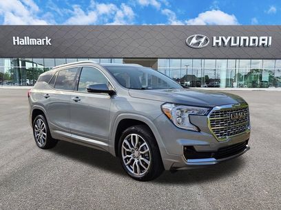 Used 2024 GMC Terrain Denali w/ Denali Premium Package