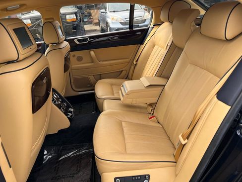 Used 2009 Bentley Flying Spur Flying Spur AWD/4WD image 11