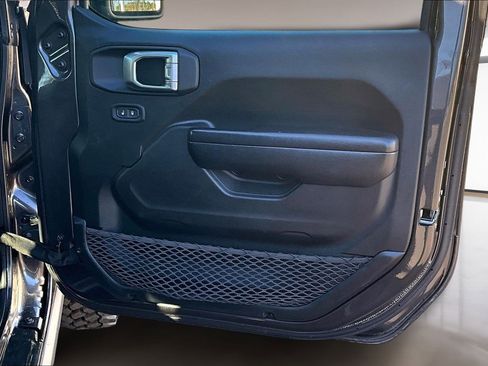 Used 2021 Jeep Wrangler Willys image 28