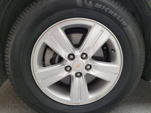 Used 2020 Chevrolet Trax LS w/ Tint and Cruise Package FWD image 31