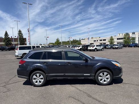 Used 2011 Subaru Outback 2.5i Limited w/ PWR Moonroof Pkg AWD/4WD image 5