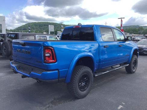 New 2026 RAM 1500 Big Horn AWD/4WD image 4