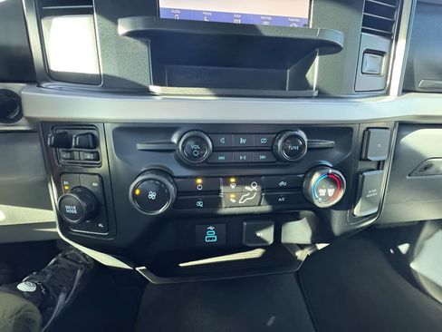 Used 2024 Ford F250 XLT image 16
