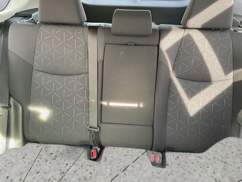 Used 2020 Toyota RAV4 XLE w/ Convenience Package image 11