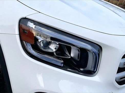 Certified 2023 Mercedes-Benz GLB 250 4MATIC image 35