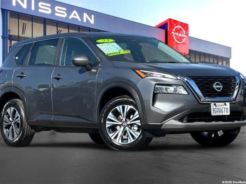 Certified 2023 Nissan Rogue SV image 1