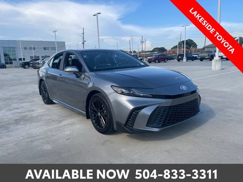 Used 2026 Toyota Camry SE w/ Multimedia Upgrade Package AWD/4WD image 7