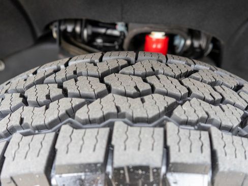 Used 2021 GMC Sierra 3500 SLT w/ SLT Premium Package image 33