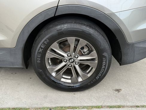 Used 2015 Hyundai Santa Fe Sport w/ Option Group 02 FWD image 16