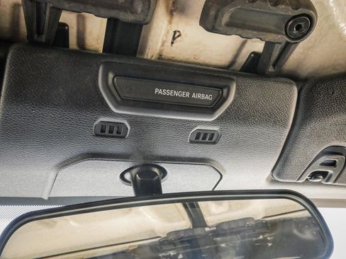 Used 2021 Jeep Gladiator Sport AWD/4WD image 26