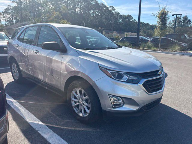 Used 2020 Chevrolet Equinox LS FWD image 1