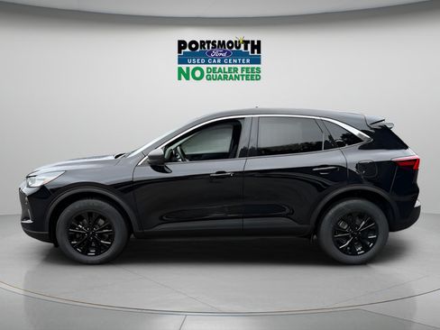 Used 2023 Ford Escape Active AWD/4WD image 2