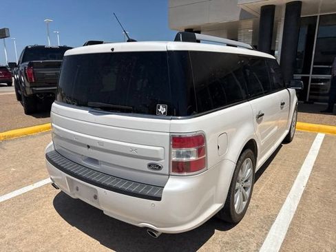 Used 2018 Ford Flex SEL w/ Equipment Group 202A FWD image 7