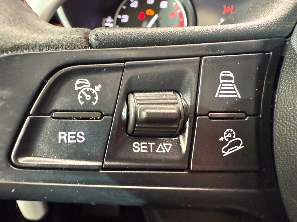 Used 2018 Alfa Romeo Stelvio Quadrifoglio w/ Driver Assist Dynamic Package AWD/4WD image 38