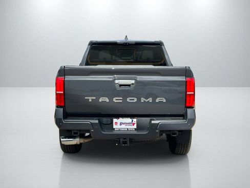 Used 2024 Toyota Tacoma Limited AWD/4WD image 6