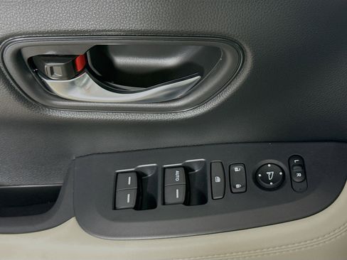 New 2026 Honda HR-V LX image 20