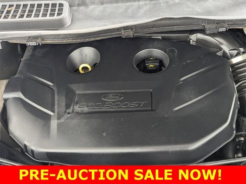 Used 2017 Ford Escape SE image 10