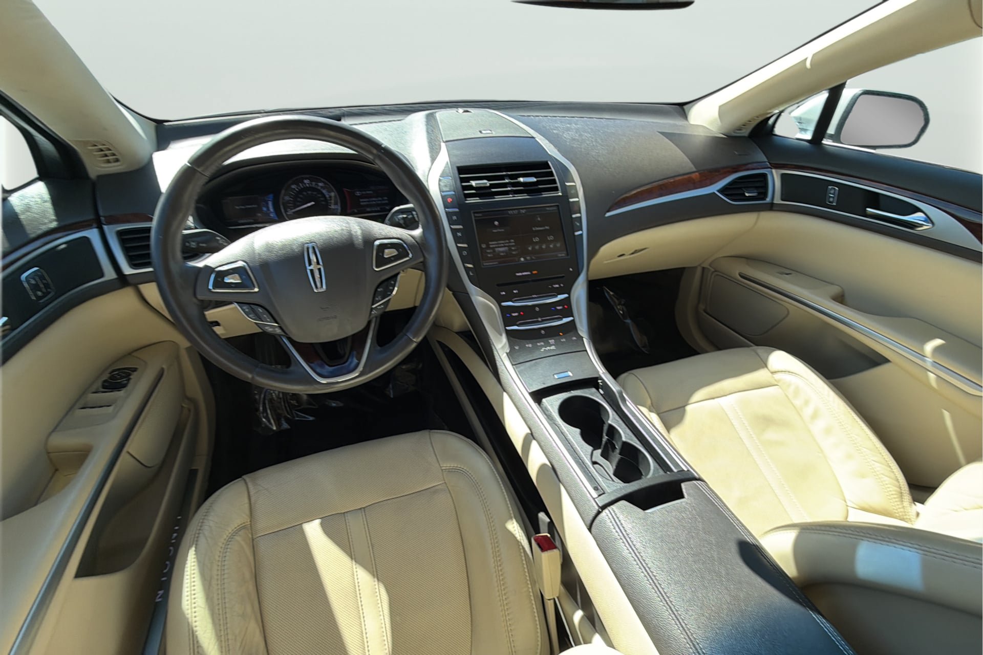 Used 2015 Lincoln MKZ Hybrid w/ Equipment Group 202A Reserve FWD image 14