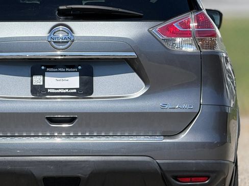 Used 2016 Nissan Rogue SL w/ SL Premium Package AWD/4WD image 14