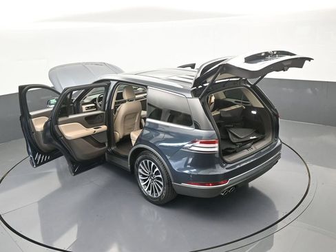 Used 2022 Lincoln Aviator Reserve w/ Elements Package Plus image 77
