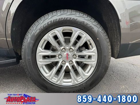 Used 2021 GMC Yukon SLT w/ SLT Luxury Plus Package AWD/4WD image 20