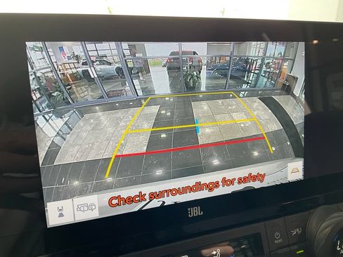 Certified 2024 Toyota Grand Highlander AWD image 16