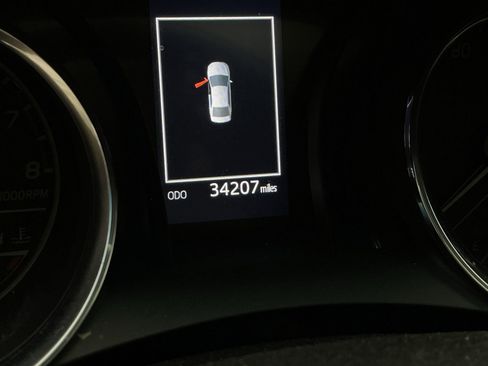 Used 2020 Toyota Camry SE image 10