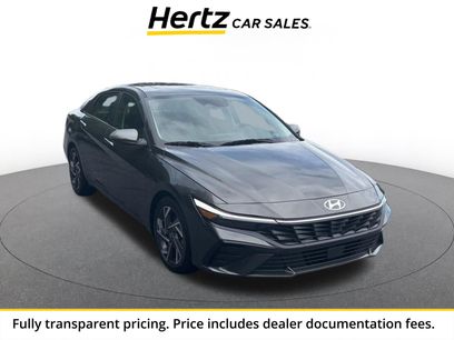 Used 2025 Hyundai Elantra Limited