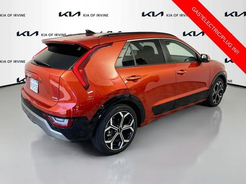 Certified 2023 Kia Niro SX Touring FWD image 8