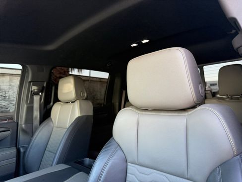 Used 2025 Chevrolet Silverado 1500 ZR2 image 17