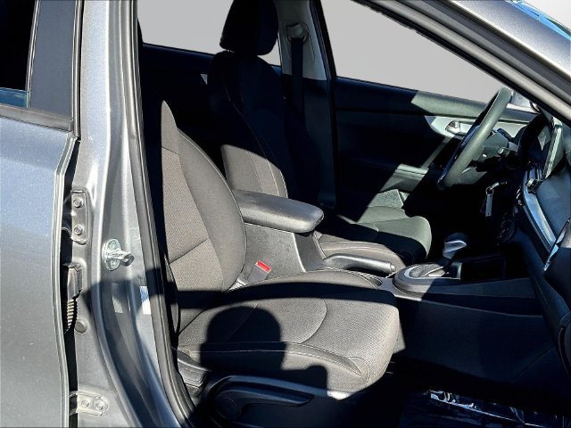 Certified 2023 Kia Forte LXS FWD image 30