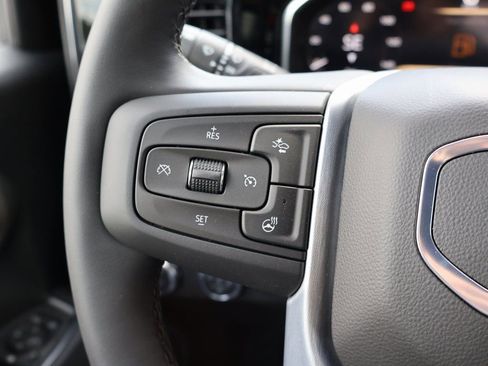 New 2026 GMC Sierra 1500 Elevation image 17