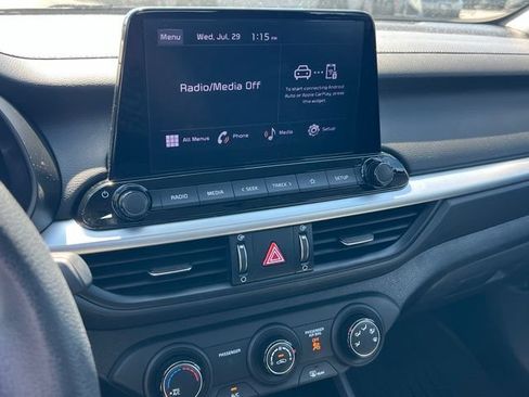 Certified 2023 Kia Forte LXS w/ LXS Technology Package FWD image 19
