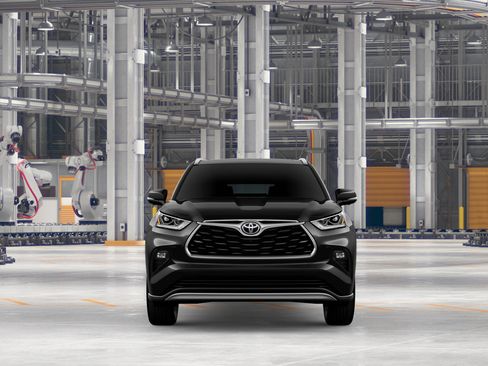 New 2026 Toyota Highlander Platinum AWD/4WD image 2