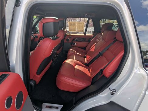 Used 2019 Land Rover Range Rover Autobiography image 25