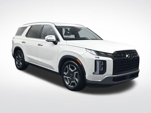 Used 2024 Hyundai Palisade Limited FWD image 3