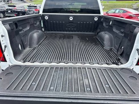 Used 2018 Chevrolet Silverado 1500 W/T w/ WT Convenience Package AWD/4WD image 10