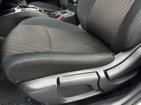 Used 2019 Nissan Rogue S w/ Special Edition Package FWD image 33