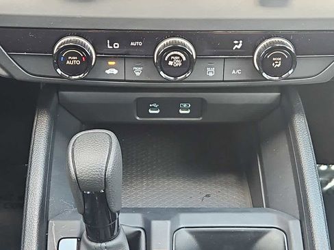 Certified 2025 Honda Accord LX image 16