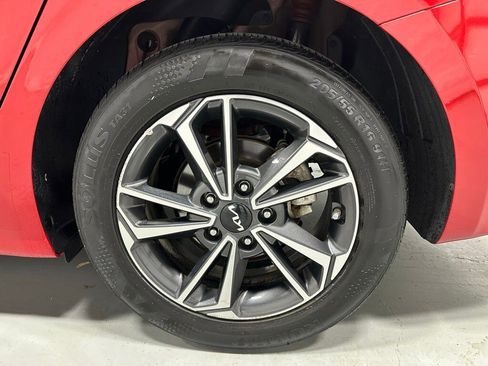 Used 2024 Kia Forte LXS image 58