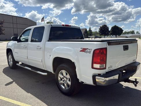 Used 2013 GMC Sierra 1500 SLT w/ SLT Convenience Package AWD/4WD image 8