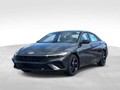 New 2026 Hyundai Elantra Sport FWD image 2