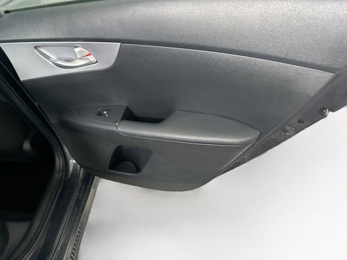 Used 2024 Kia Forte LXS image 28