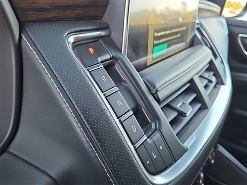 Used 2023 Chevrolet Tahoe Premier image 38